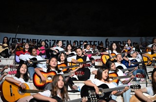Gemlik’in Genç Sanatçıları, 19 Mayıs’ta Yeteneklerini Sergiledi